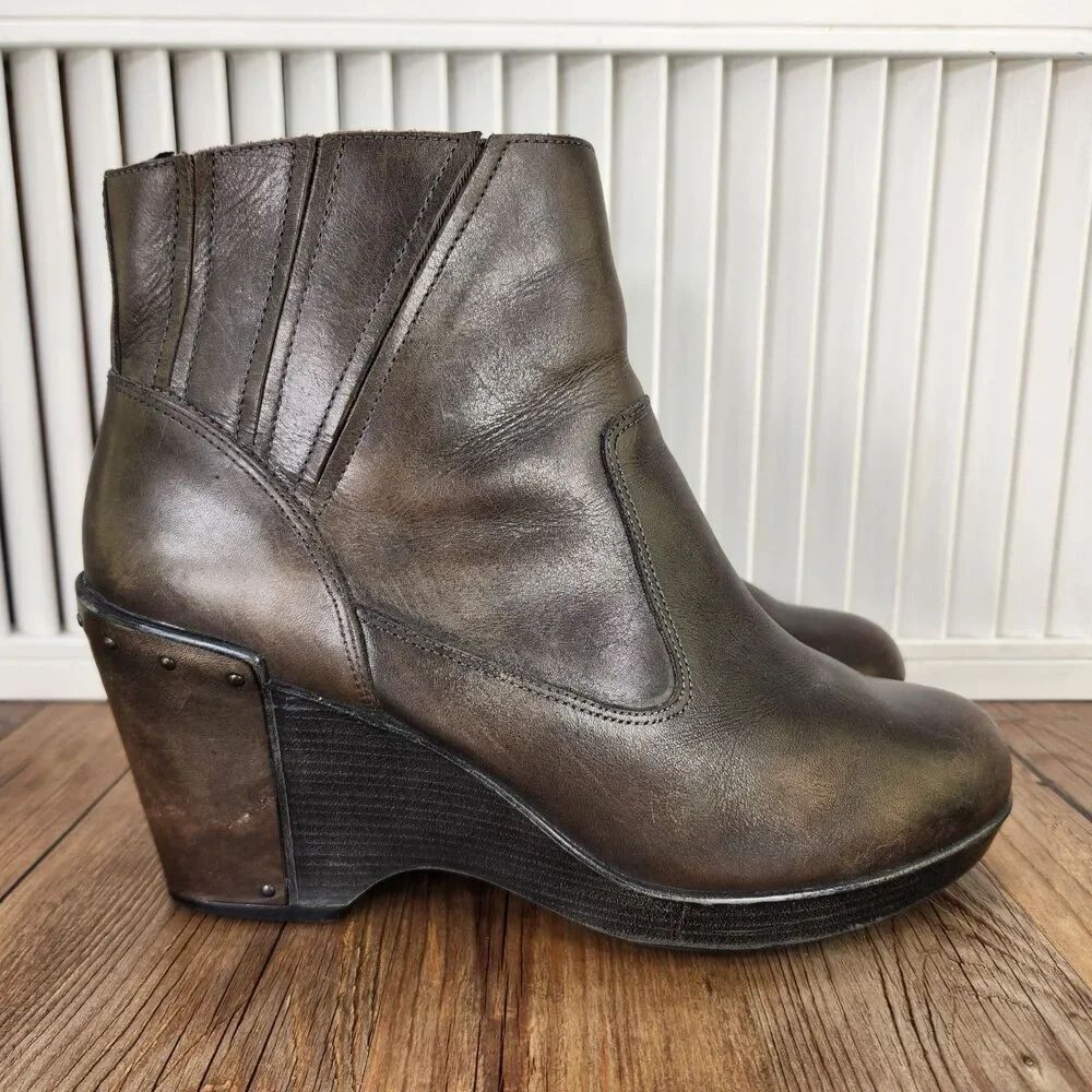 Dansko FaithโLeather Wedge Heel Ankle Boots Womens Sz 11 EU 41 Brown Boho Urban